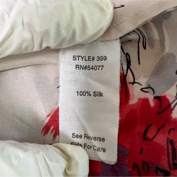 Cabi Blouse 100% Silk #399 Gray Red Poppy Floral Flower Fairy Top Oversized - Picture 6 of 12